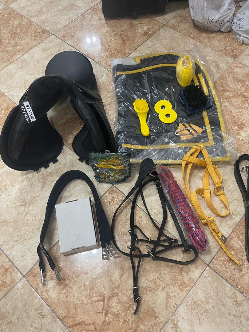 فروش لوازم سوارکاری ایزیرتو در بوکان